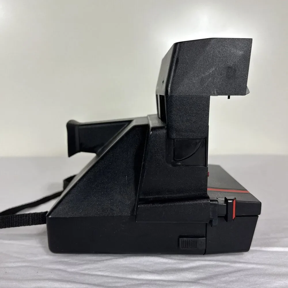 Polaroid Onestep Flash 600 Vintage Instant Film Camera Red Stripe